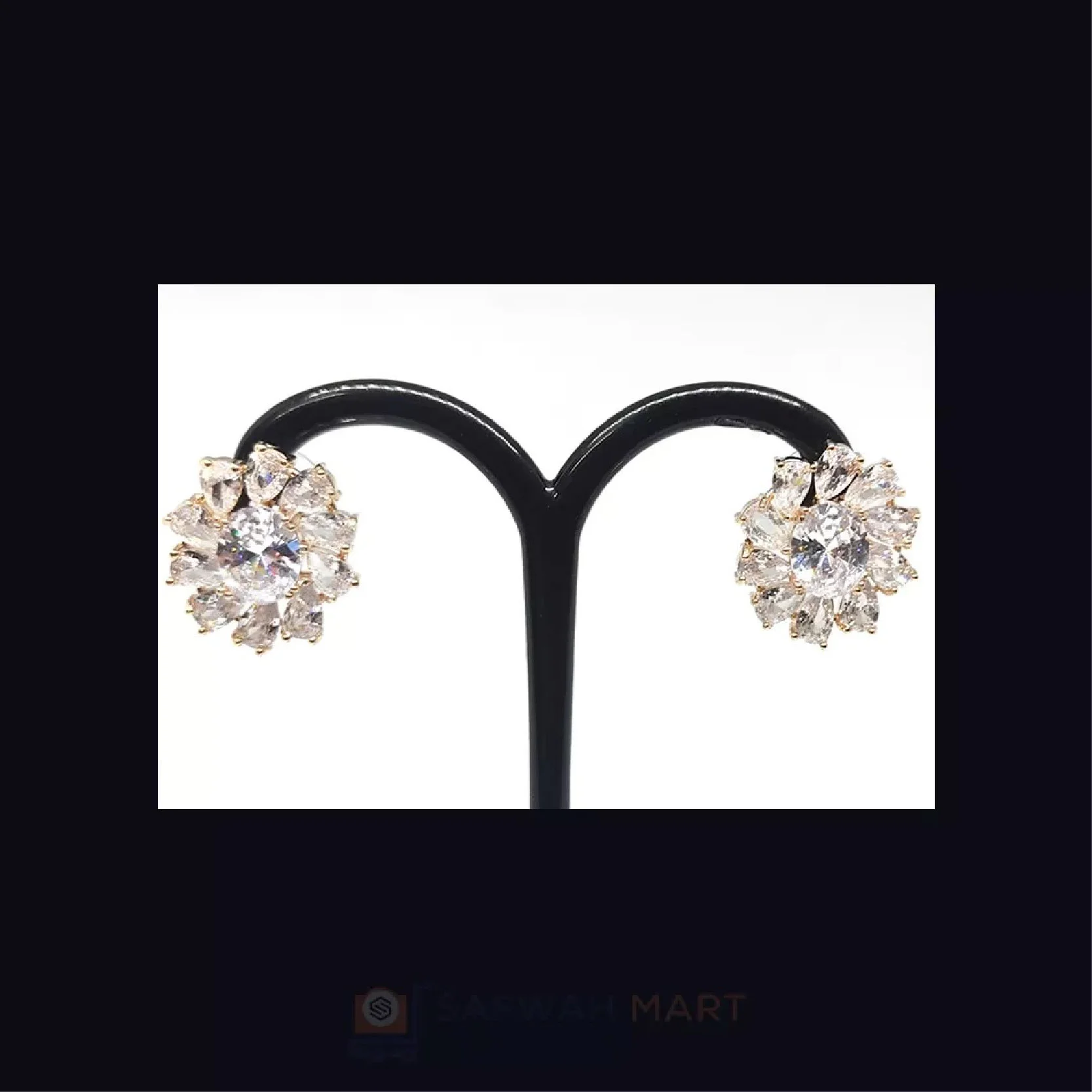 Ear Top (White crystal Flower)